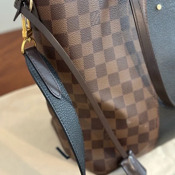 Louis Vuitton Tote/Shoulder Bag - Picture 4 of 17